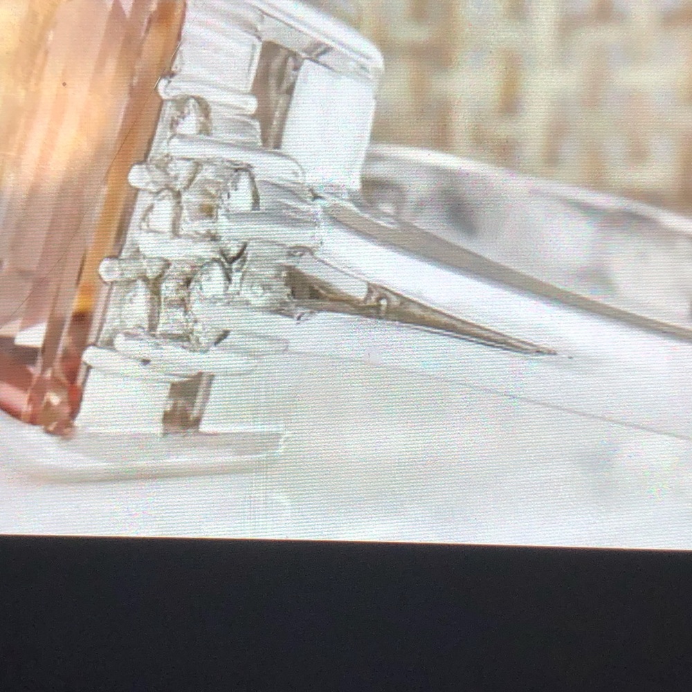 Ring - Picture 3 of 5